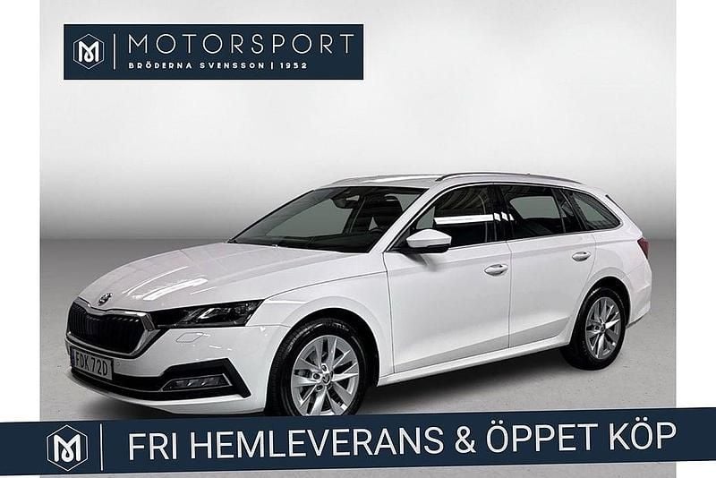 Vit Begagnad 2023 Skoda Octavia Style Kombi | 319 900 kr (Marknadspris) - Bild 1/3
