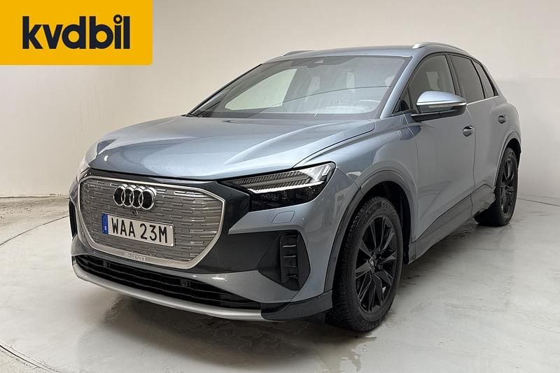 Begagnad Audi Q4 e-tron Comfort 219 kW (299 HK) 2022 Blå SUV