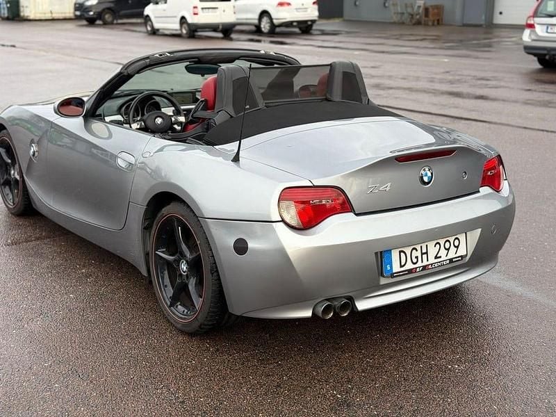 Begagnad BMW Z4 258 HK (189 kW) 2006 Mörkgrå (grå) Cab