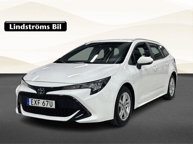 Vit Begagnad 2022 Toyota Corolla Active Kombi | 249 900 kr (Marknadspris) - Bild 1/3
