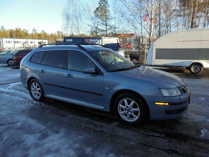 Ljusblå Begagnad 2007 Saab 9-3 Vector Kombi | 35 000 kr (Lite dyr) - Bild 1/4