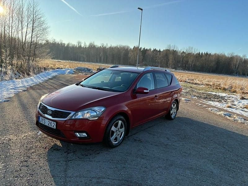 Begagnad 2010 Kia Ceed Sportswagon Kombi | 45 000 kr (Bra pris) - Bild 1/4