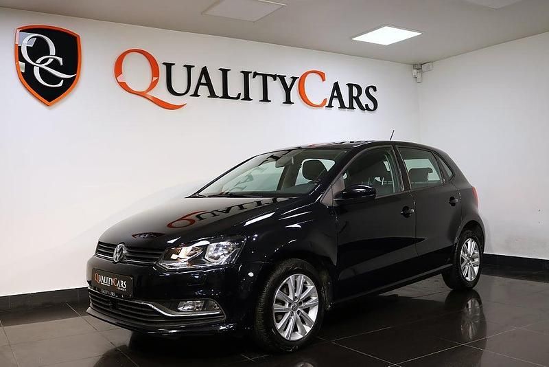 Begagnad VW Polo 90 HK (66 kW) 2016 Svart Halvkombi