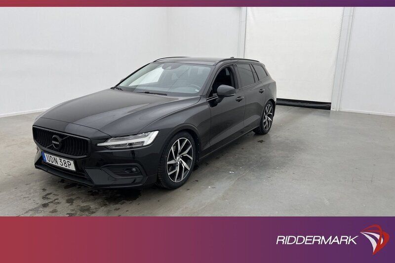 Svart Begagnad 2019 Volvo V60 Momentum Kombi | 308 700 kr (Lite dyr) - Bild 1/3
