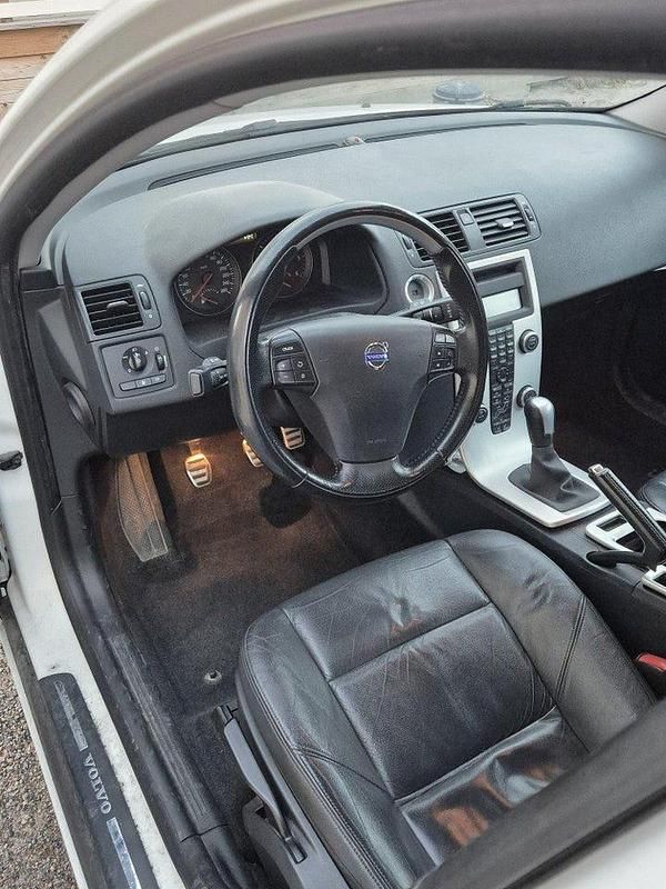 Begagnad 2012 Volvo V50 Kombi | 46 000 kr - Bild 1/4