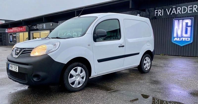Vit Begagnad 2020 Nissan NV250 Van | 104 900 kr - Bild 1/4