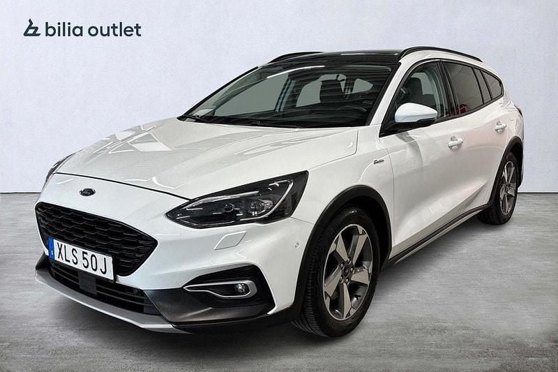 Vit Begagnad 2019 Ford Focus Active Kombi | 184 800 kr (Lite dyr) - Bild 1/4