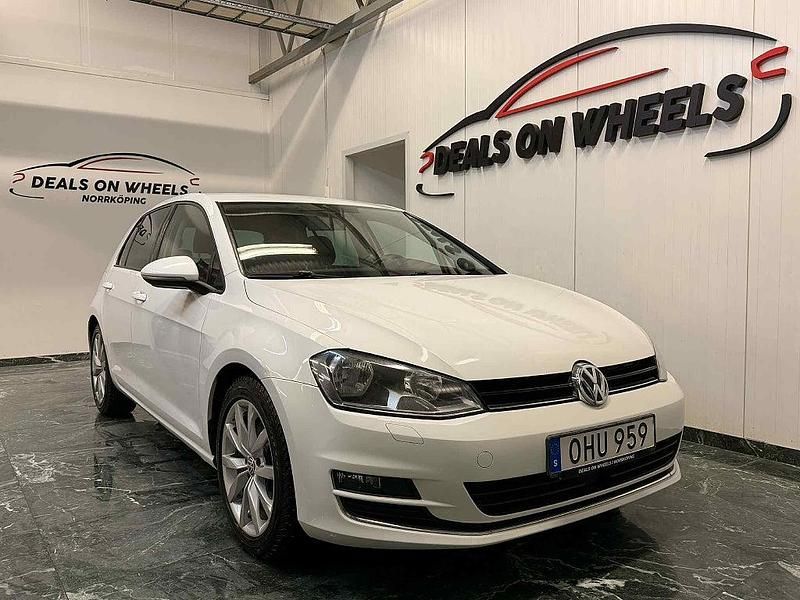 Begagnad VW Golf VII GT 150 HK (110 kW) 2016 Vit Halvkombi
