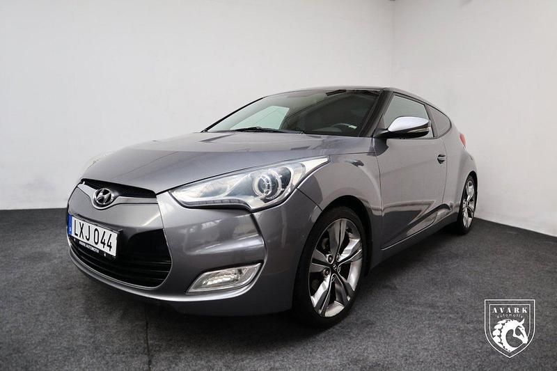 Silver Begagnad 2011 Hyundai Veloster Halvkombi | 79 900 kr - Bild 1/4