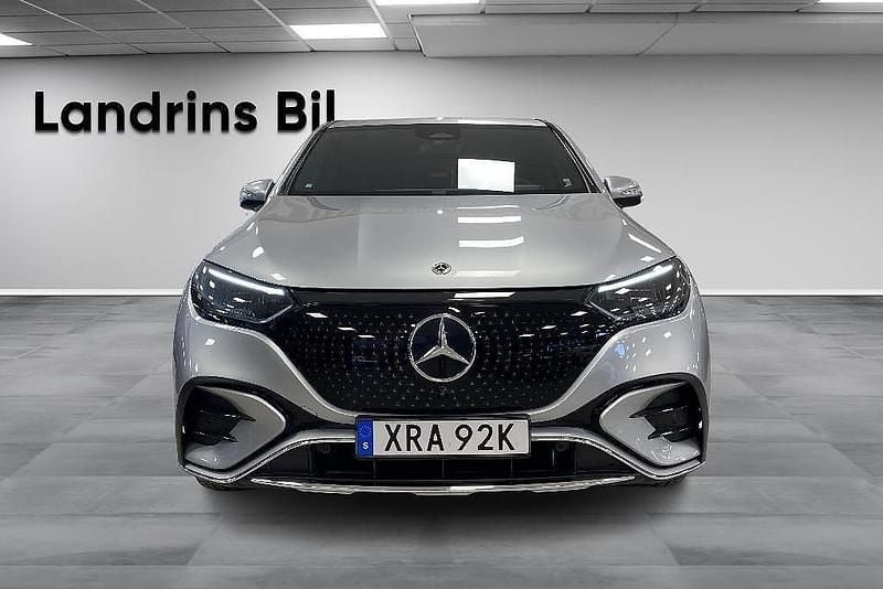 Begagnad Mercedes EQE350 AMG line 214 kW (292 HK) 2024 Silver SUV