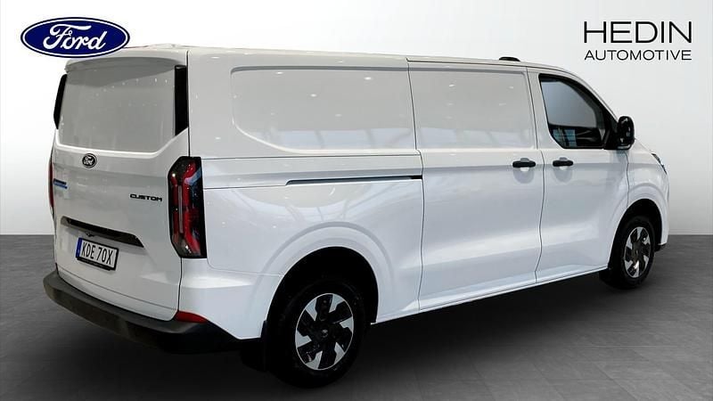 Ny Ford E-Transit 2025 Vit Van
