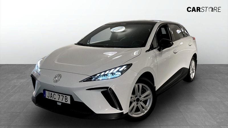 Vit (white) Begagnad 2022 MG MG4 EV Luxury Halvkombi | 249 900 kr (Superpris) - Bild 1/4