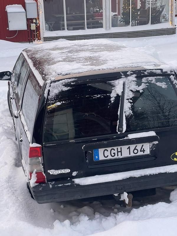 Begagnad Volvo 940 135 HK (99 kW) 1996 Svart Kombi