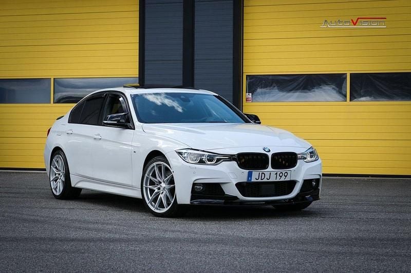 Vit Begagnad 2018 BMW 335 M Performance Sedan | 349 900 kr (Dyr) - Bild 1/4