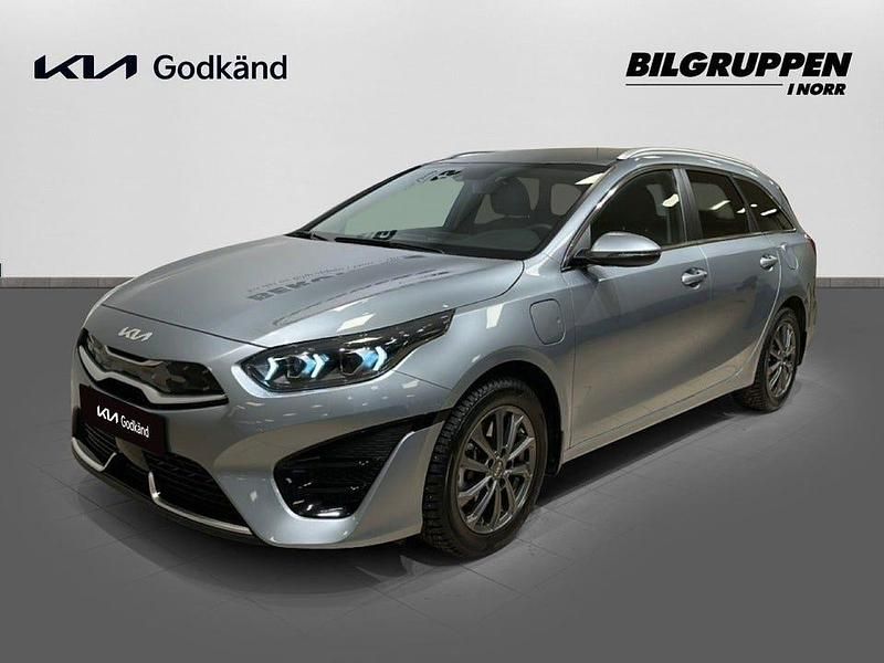 Begagnad Kia Ceed Sportswagon Advance 141 HK (103 kW) 2024 Grå Kombi
