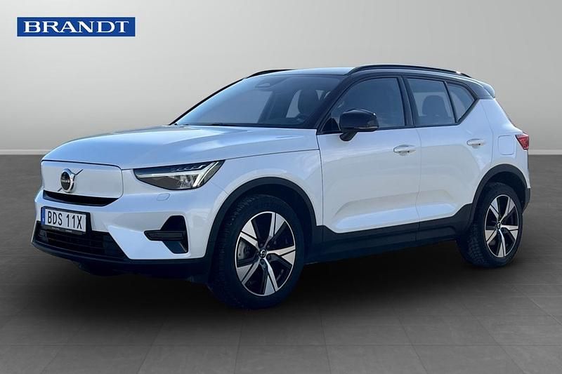 Begagnad Volvo XC40 Single Motor 175 kW (238 HK) 2023 Vit SUV