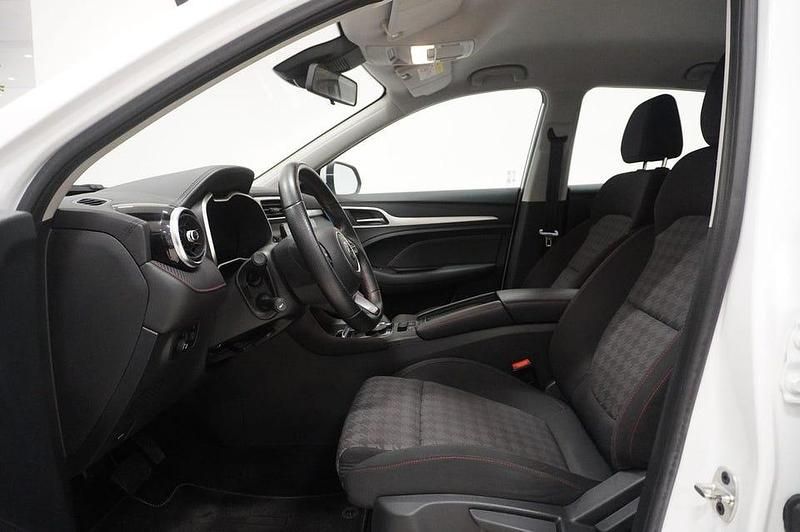 Begagnad MG ZS Comfort 130 kW (177 HK) 2022 Vit SUV
