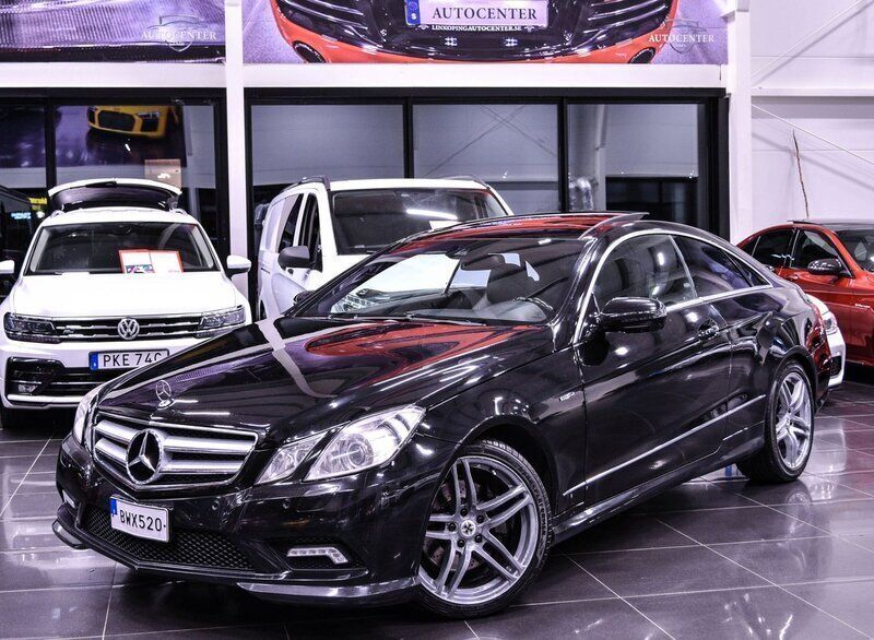 Svart Begagnad 2009 Mercedes E350 AMG Sportkupé | 119 900 kr - Bild 1/4