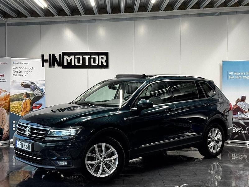 Mörkgrön Begagnad 2018 VW Tiguan Allspace GT SUV | 299 900 kr (Marknadspris) - Bild 1/4