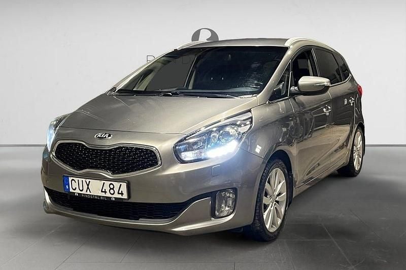 Grå Begagnad 2014 Kia Carens Minibuss | 74 900 kr (Superpris) - Bild 1/3