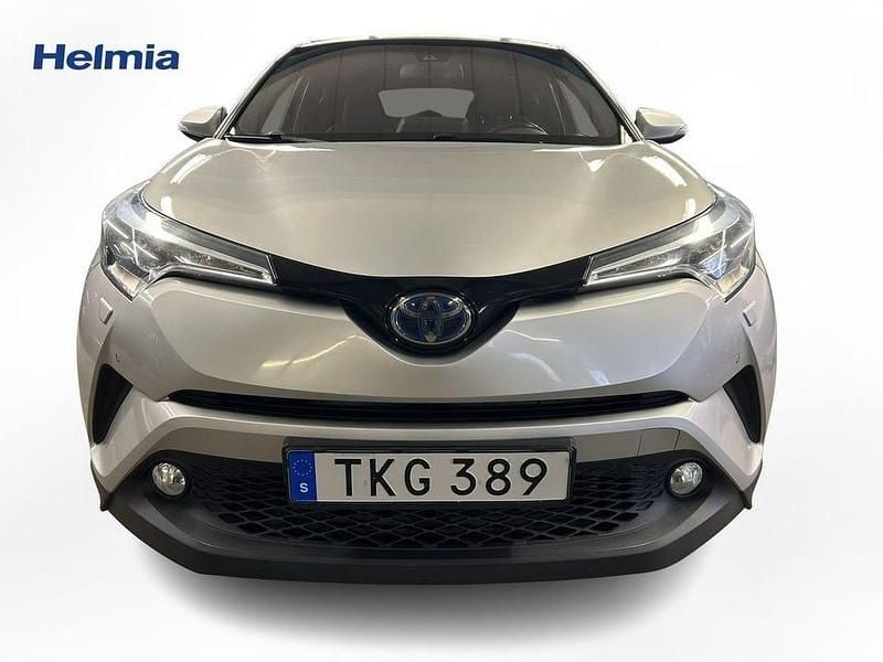 Begagnad Toyota C-HR 124 HK (91 kW) 2017 Silver SUV
