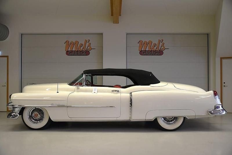Röd Begagnad 1953 Cadillac Eldorado Sportkupé | 2 799 000 kr - Bild 1/4