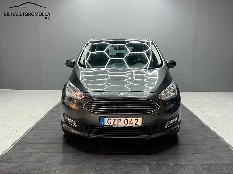 Grå Begagnad 2017 Ford C-MAX Titanium Minibuss | 134 900 kr (Marknadspris) - Bild 1/4