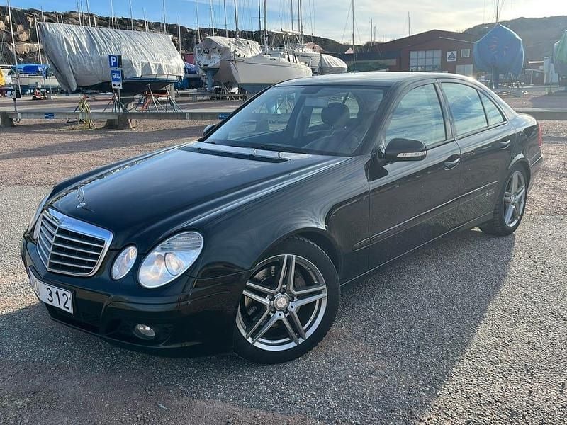 Begagnad Mercedes E200 184 HK (135 kW) 2008 Svart metallic