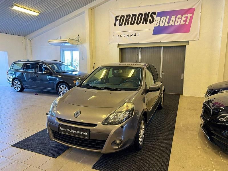 Grå Begagnad 2009 Renault Clio R.S. Halvkombi | 29 900 kr - Bild 1/4