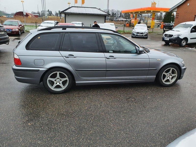 Begagnad BMW 320 M Sport 170 HK (125 kW) 2004 Ljusgrå Kombi