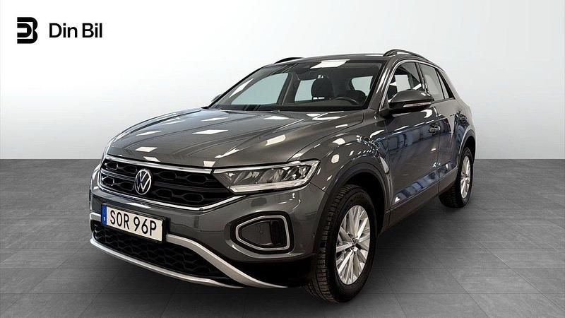 Mörkgrå Begagnad 2022 VW T-Roc Life SUV | 239 900 kr (Lite dyr) - Bild 1/4
