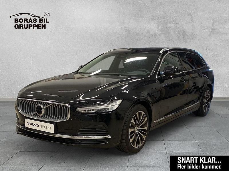 Svart Begagnad 2023 Volvo V90 Core Kombi | 399 000 kr (Bra pris) - Bild 1/2