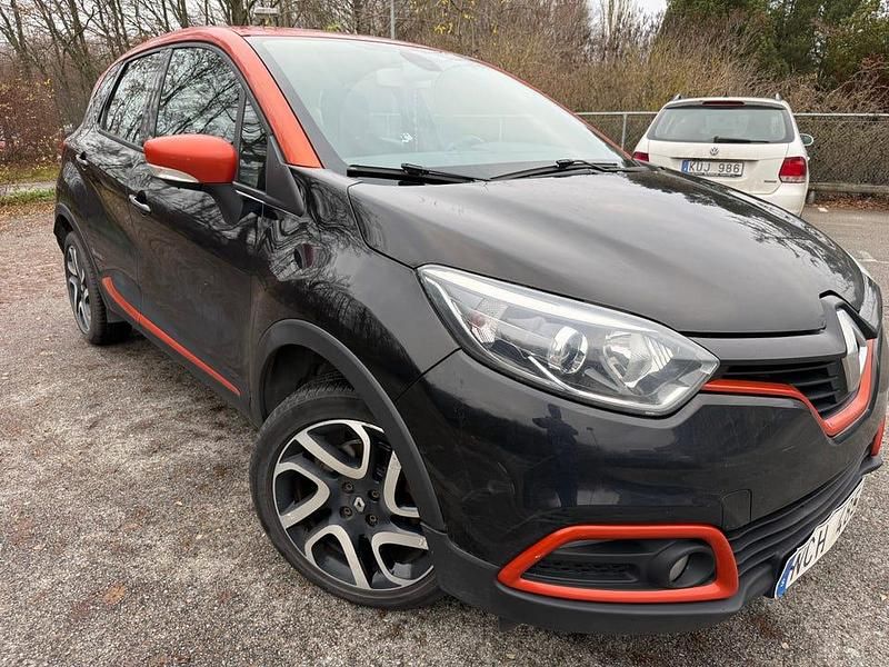 Begagnad 2014 Renault Captur SUV | 79 900 kr (Bra pris) - Bild 1/4