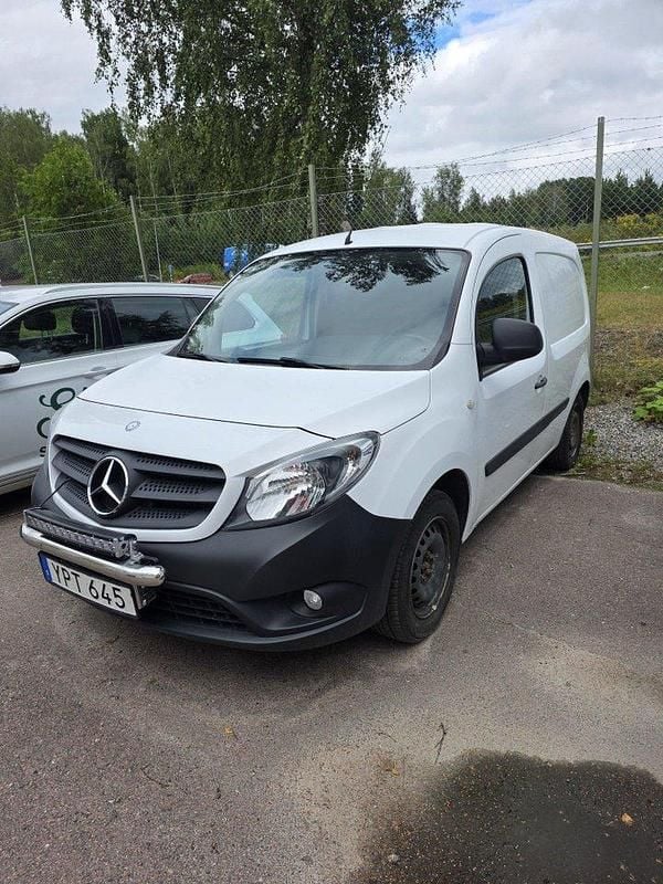 Vit Begagnad 2018 Mercedes Citan 109 | 65 000 kr (Bra pris) - Bild 1/2