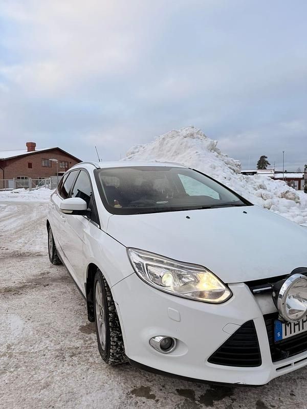 Begagnad Ford Focus 115 HK (84 kW) 2012 Kombi