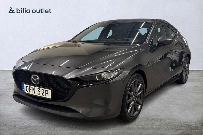 Grå Begagnad 2021 Mazda 3 Halvkombi | 199 000 kr (Bra pris) - Bild 1/4