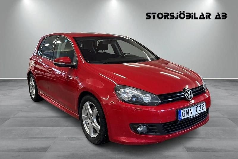 Röd Begagnad 2012 VW Golf VII GT Halvkombi | 79 000 kr (Marknadspris) - Bild 1/4
