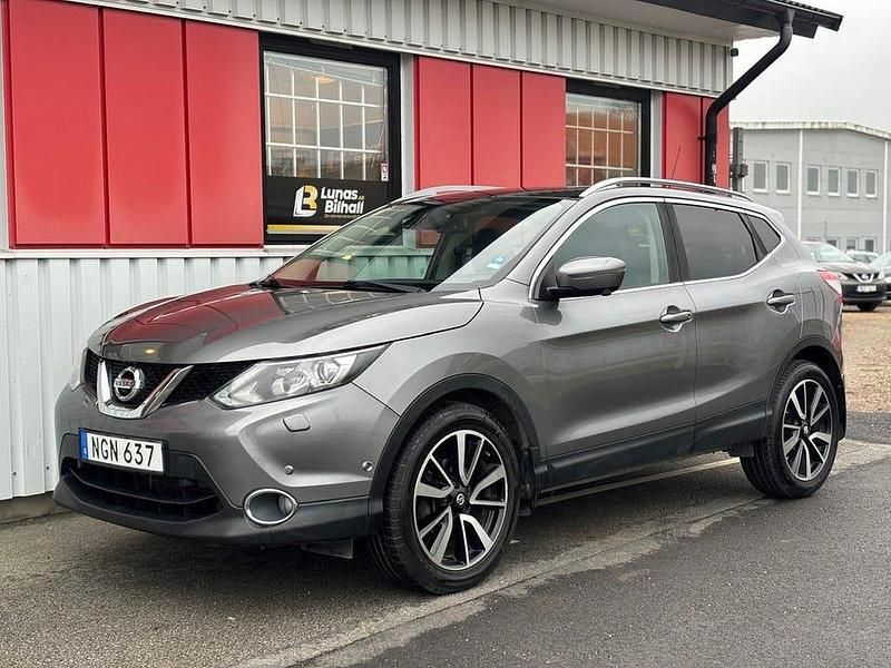 Begagnad Nissan Qashqai 360º 116 HK (85 kW) 2016 Grå SUV