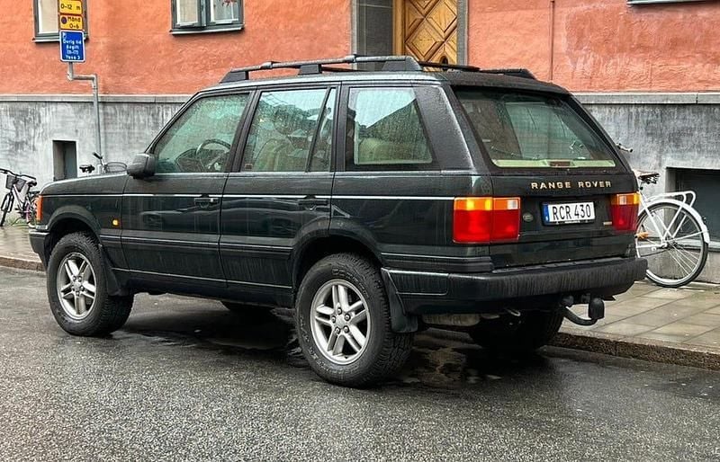 Begagnad Land Rover Range Rover 218 HK (160 kW) 1999 Epsom green SUV