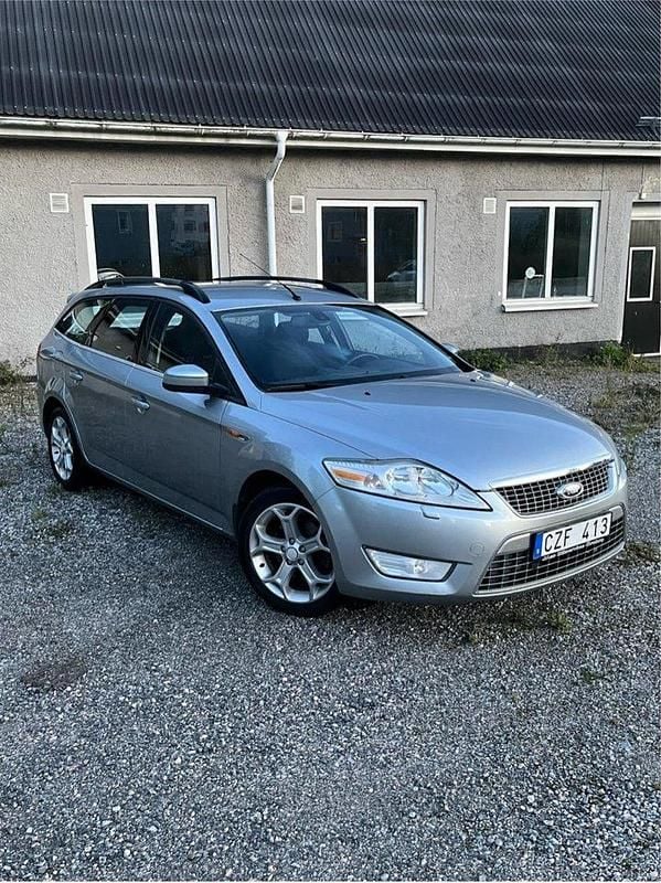 Grå Begagnad 2008 Ford Mondeo Titanium Kombi | 33 500 kr (Marknadspris) - Bild 1/4