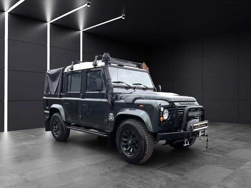 Begagnad Land Rover Defender 122 HK (89 kW) 2009 Grön Pickup