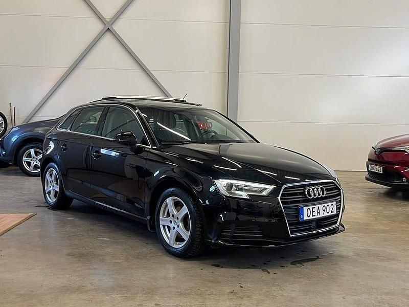 Begagnad Audi A3 150 HK (110 kW) 2017 Svart