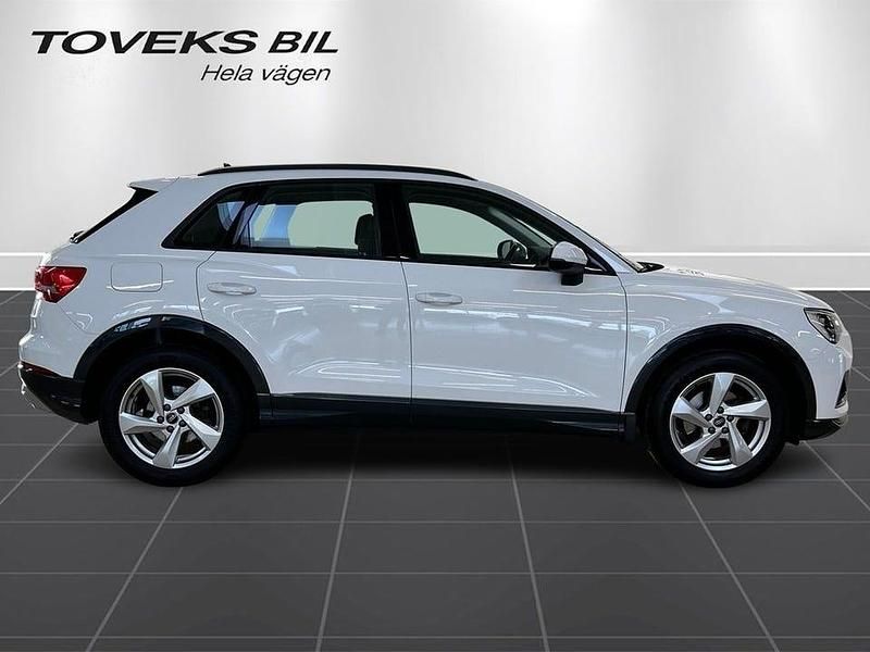 Begagnad Audi Q3 Proline 150 HK (110 kW) 2022 Vit SUV