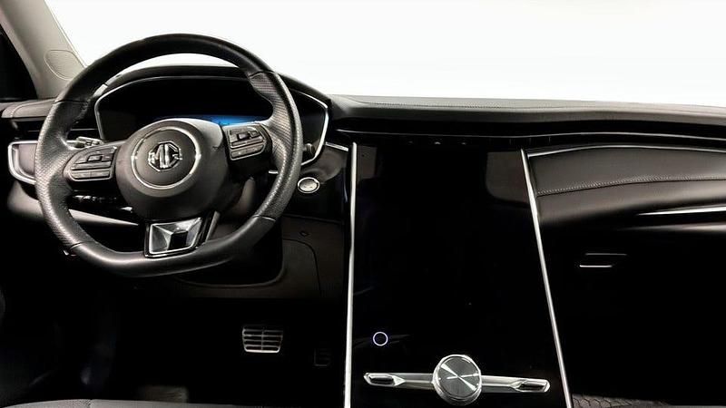 Begagnad MG Marvel R Luxury 132 kW (180 HK) 2022 Blå SUV