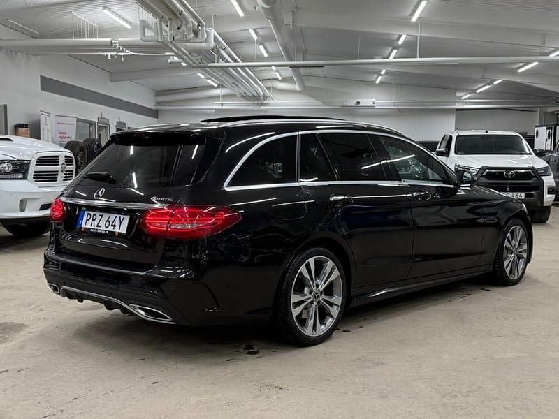 Begagnad Mercedes C220 AMG 194 HK (142 kW) 2019 Svart Kombi