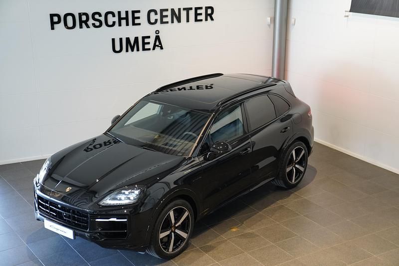 Ny Porsche Cayenne 2026 Svart SUV