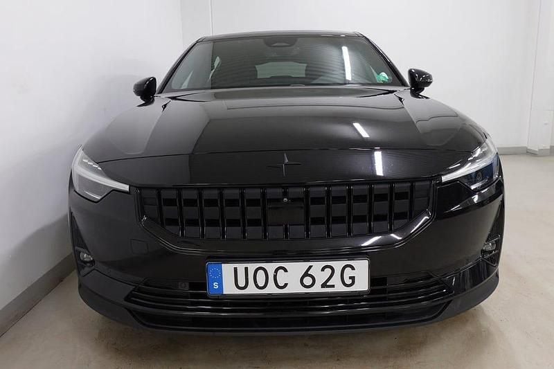 Begagnad Polestar 2 Pilot 219 kW (299 HK) 2023 Svart Halvkombi