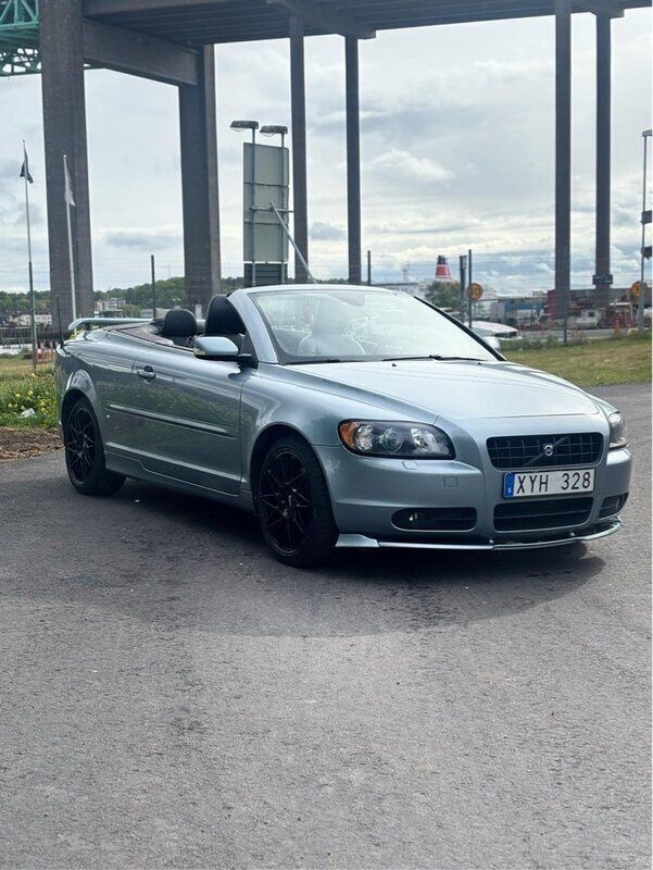 Blå Begagnad 2006 Volvo C70 Cab | 66 000 kr (Dyr) - Bild 1/4