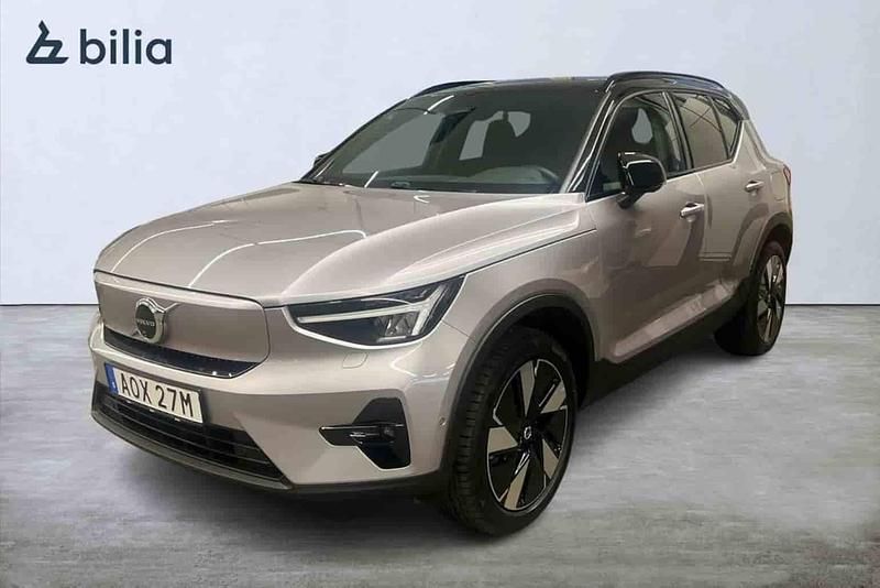 Silver Begagnad 2026 Volvo EX40 Single Motor Extended Range SUV | 529 900 kr (Superpris) - Bild 1/1