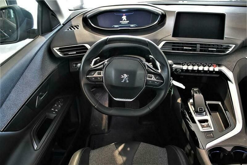 Begagnad Peugeot 3008 Allure 131 HK (96 kW) 2017 Okänd SUV